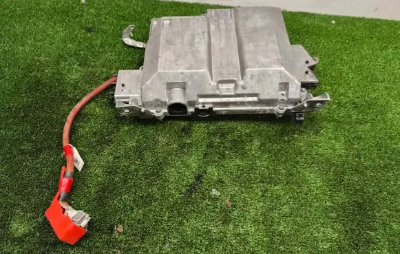 Tesla Model 3 Engine control unit/module 110033400