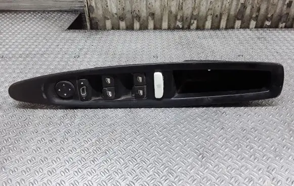 Citroen C4 I Electric window control switch 9651464577