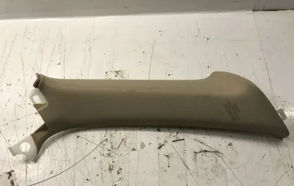 Toyota Avensis T250 (C) pillar trim 6247205110A0 6247205080