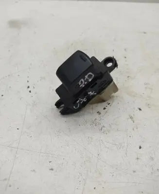 Subaru Outback Electric window control switch