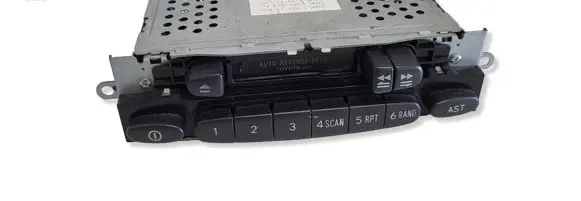 Toyota Yaris Radio/CD/DVD/GPS head unit 