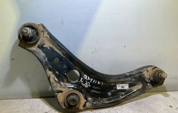 Nissan Qashqai Front lower control arm/wishbone 2623819 54EA0BL
