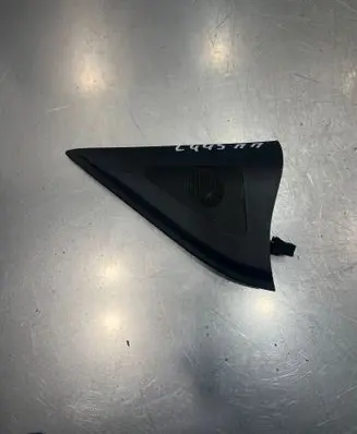 Hyundai Santa Fe Front door high frequency speaker 876612B010