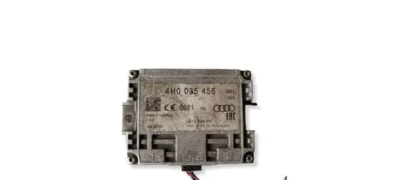 Audi A8 S8 D4 4H Aerial antenna amplifier 4H0035456