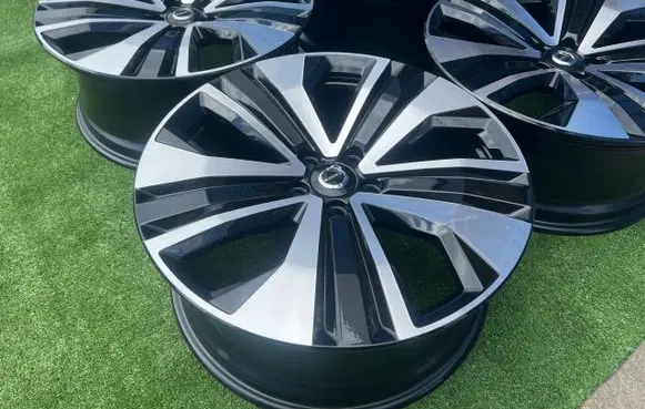 Volvo XC40 R19 alloy rim 