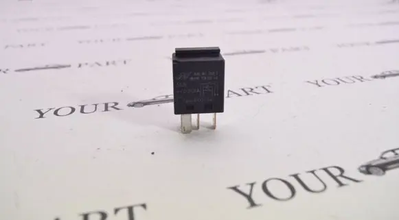 Volkswagen Touran I Other relay 7M0951253C