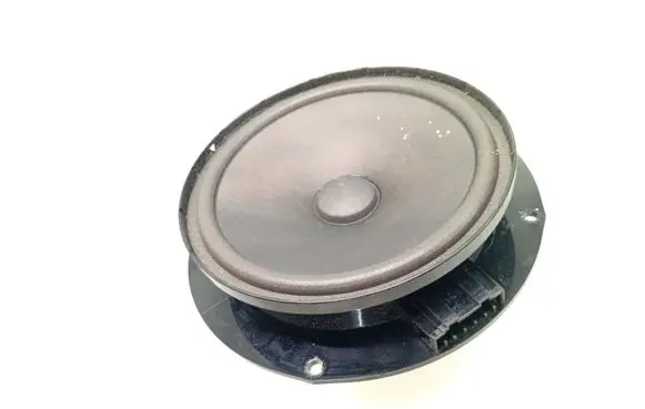 Volkswagen Golf VI Rear door speaker 1KM035454B