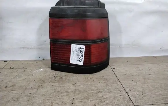 Volkswagen PASSAT B3 Rear/tail lights