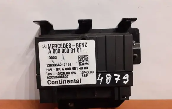 Mercedes-Benz E W212 Fuel injection pump control unit/module 4879 A0009003101