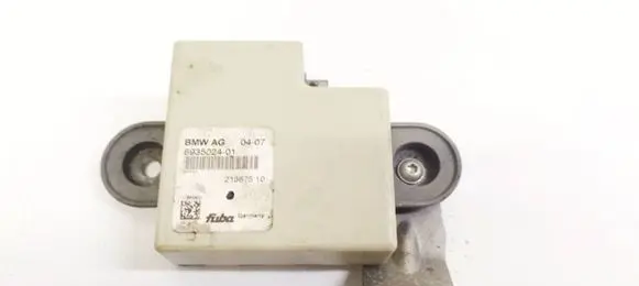 BMW 5 E60 E61 Antenna control unit 693502401 6935024-01