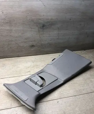 Volvo V60 (B) pillar trim (top) 31307139