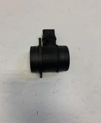 Skoda Octavia Mk2 (1Z) Mass air flow meter 0281002531 038906461B