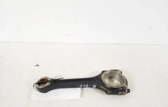 Mercedes-Benz E W213 Connecting rod/conrod 