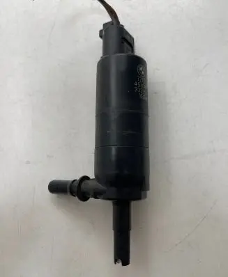 BMW X5 E70 Windscreen/windshield washer pump 13264011 3323525 7217792