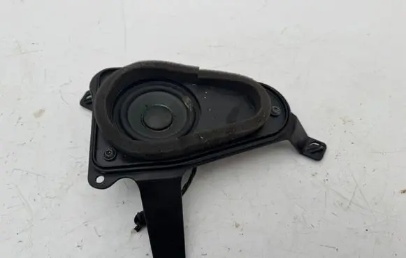 Volvo XC90 Rear door speaker 31350457