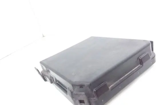 Nissan Pulsar Fuse box cover