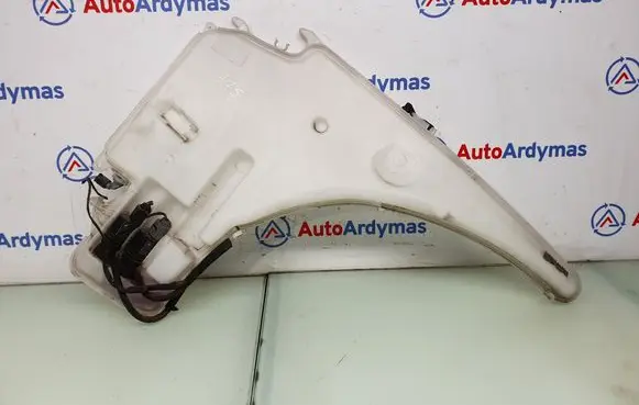 BMW X1 E84 Windshield washer fluid reservoir/tank 7068998 7238667 61677238667