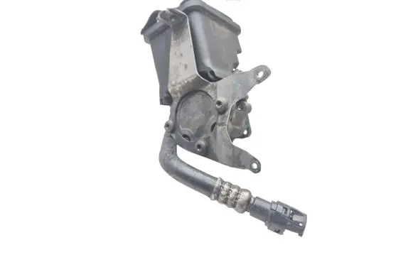 BMW 5 E60 E61 Power steering pump 7693974101