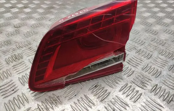 Volkswagen PASSAT B7 Tailgate rear/tail lights 3AE945308D