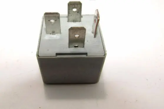 Volkswagen Transporter - Caravelle T5 Other relay 141951253B