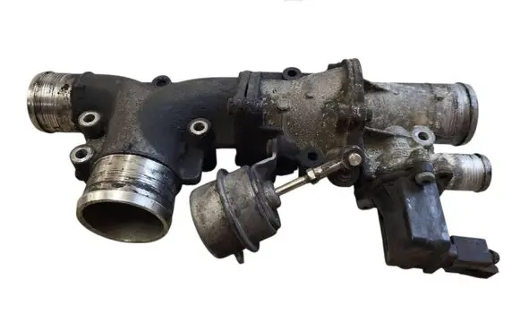 Jaguar XF X250 EGR valve 1043806S02