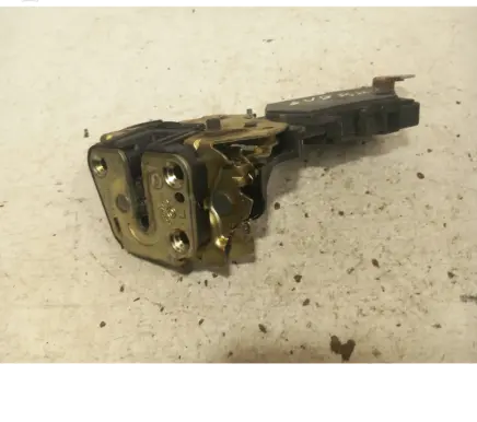Subaru Forester SF Front door lock