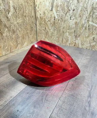 Mercedes-Benz GL X166 Rear/tail lights A1669067401