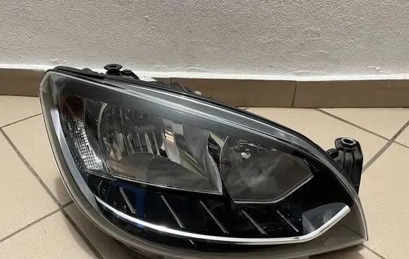 Skoda Citigo Headlight/headlamp 1ST941006