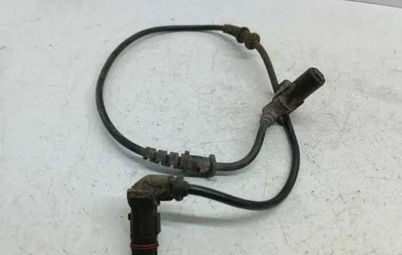 Mercedes-Benz S W220 ABS brake wheel speed sensor A2205400117 0265007001