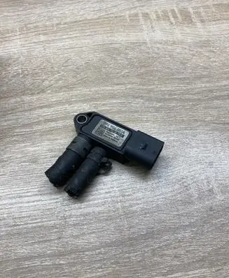 Volkswagen Transporter - Caravelle T5 Air pressure sensor 076906051A