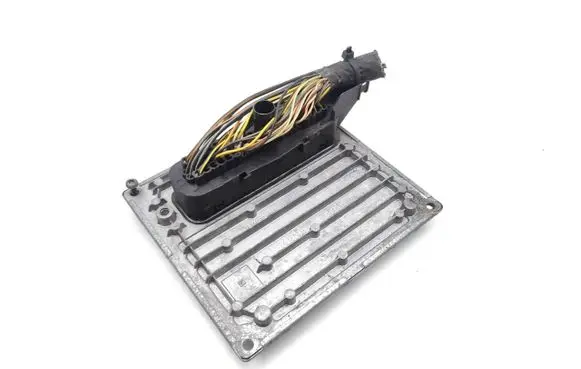 Volvo S40 Engine control unit/module 30743219 122185001 30743219AA