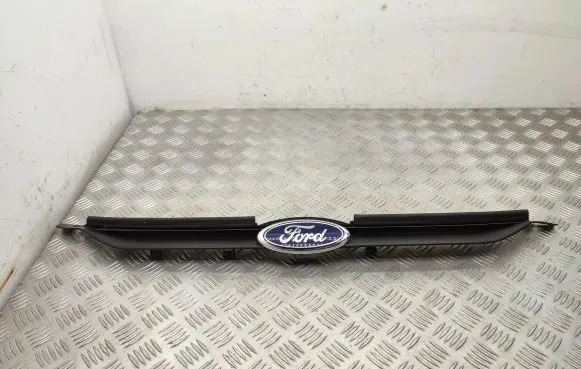 Ford B-MAX Front bumper upper radiator grill AV118200A