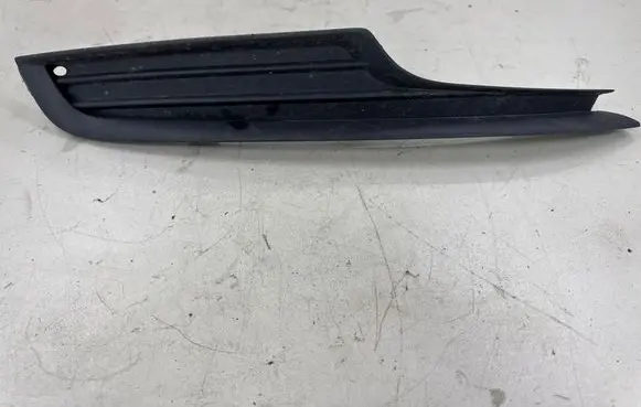 Volkswagen Golf VII Front bumper lower grill 5G0853666