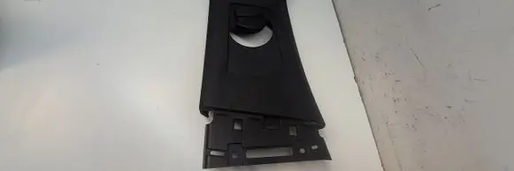 Peugeot 5008 II (B) pillar trim (top) 9833347677