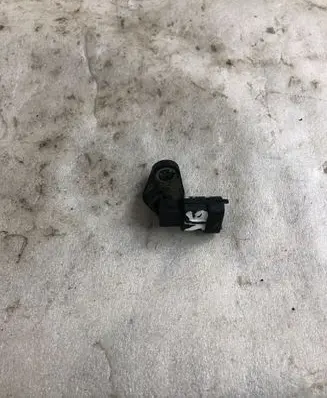 Ford Mondeo MK V Camshaft position sensor Bm5112k073ac