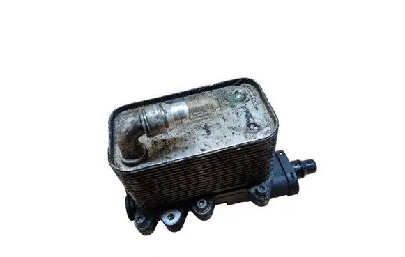 BMW 5 E60 E61 Engine oil radiator 780047901 34153 1721780047901