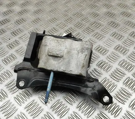 Toyota Prius (XW50) Engine mount bracket 1237237311