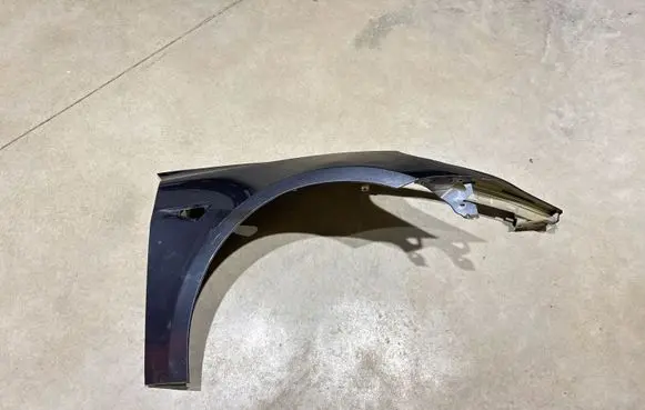 Tesla Model 3 Fender 109725200F