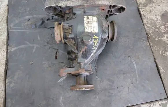 BMW 5 E39 Rear differential 1214331J
