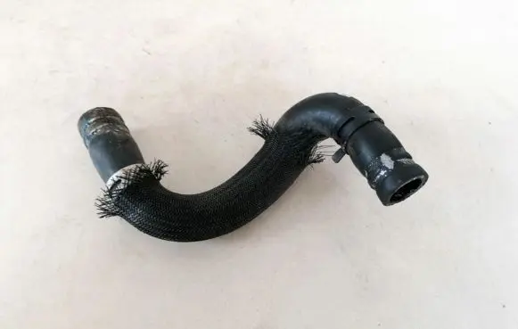 Peugeot 206 Engine coolant pipe/hose