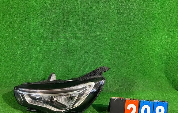 Opel Grandland X Headlight/headlamp YP00015780