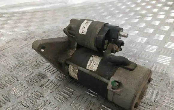 Toyota Urban Cruiser (XP110) Starter motor 2810033120