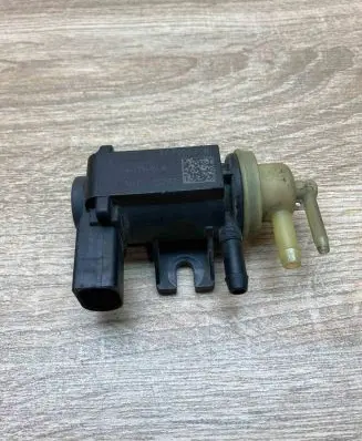Volkswagen PASSAT B6 Turbo solenoid valve 1K0906627B