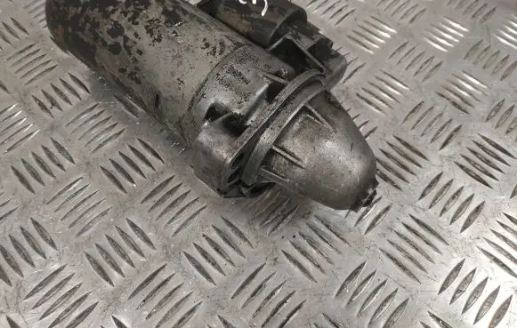 Mercedes-Benz E W210 Starter motor 0001110016