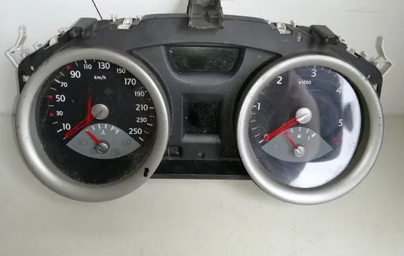 Renault Megane II Speedometer (instrument cluster) 8200399700 8200399700A