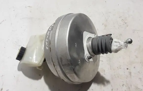 Volvo S60 Brake booster 32130197