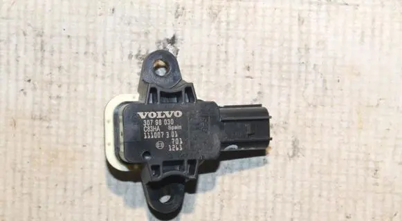 Volvo S60 Airbag deployment crash/impact sensor 30798030