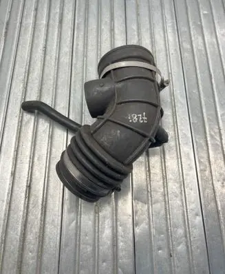 BMW 5 E39 Air intake duct part 1435625