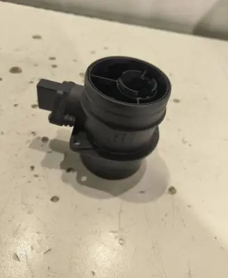 Audi A3 S3 8P Mass air flow meter 0281002461 074906461B