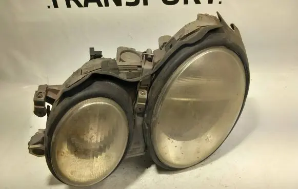 Mercedes-Benz CLK A208 C208 Headlight/headlamp 147551